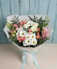 Букет цветов из:  Розы, Лизиантусы и Хризантемы в Дмитрове