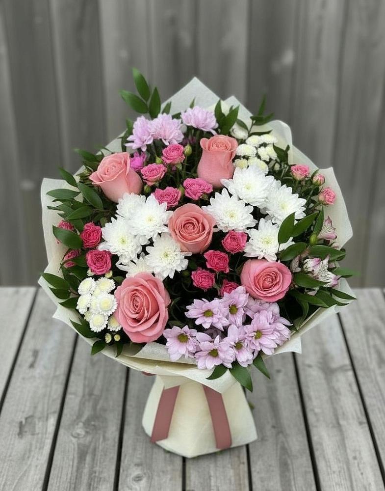 Букет цветов из: Альстромерии, Гвоздики, Розы и Хризантемы в Дмитрове