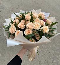 Букет Кремовые розы Латте в Дмитрове