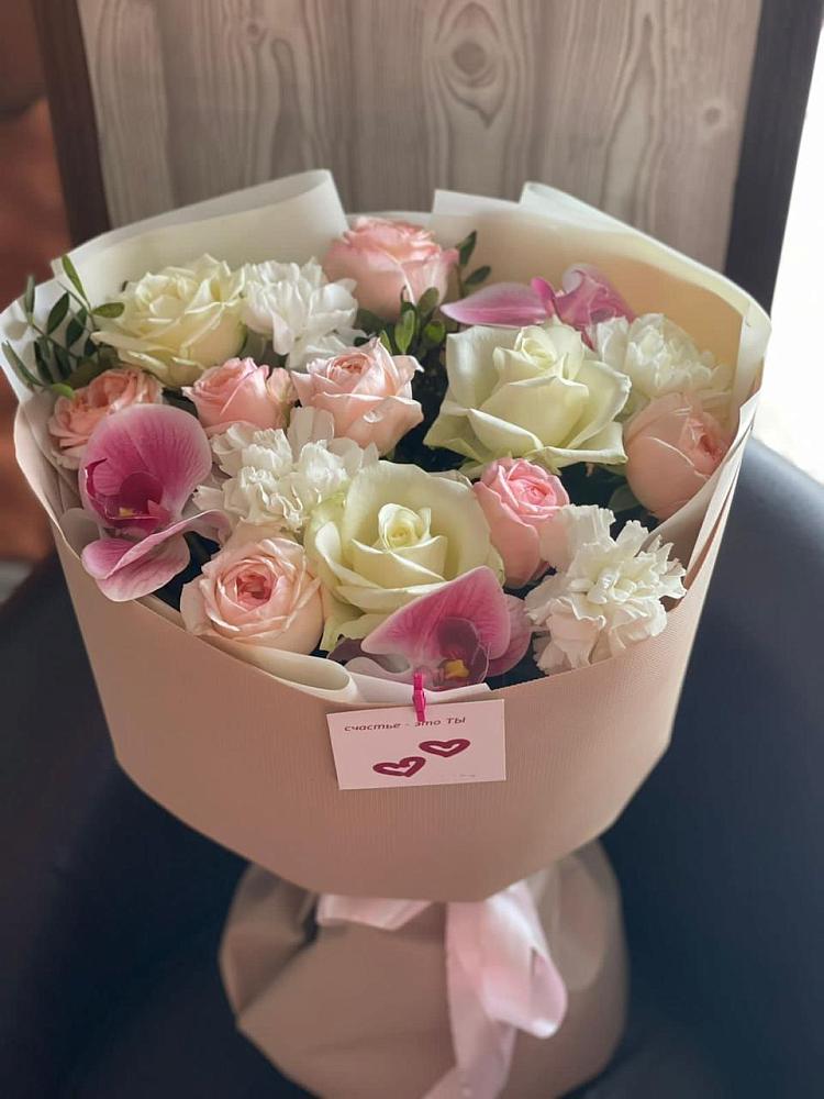 Букет цветов из: Орхидеи, Розы и Гвоздики в Дмитрове