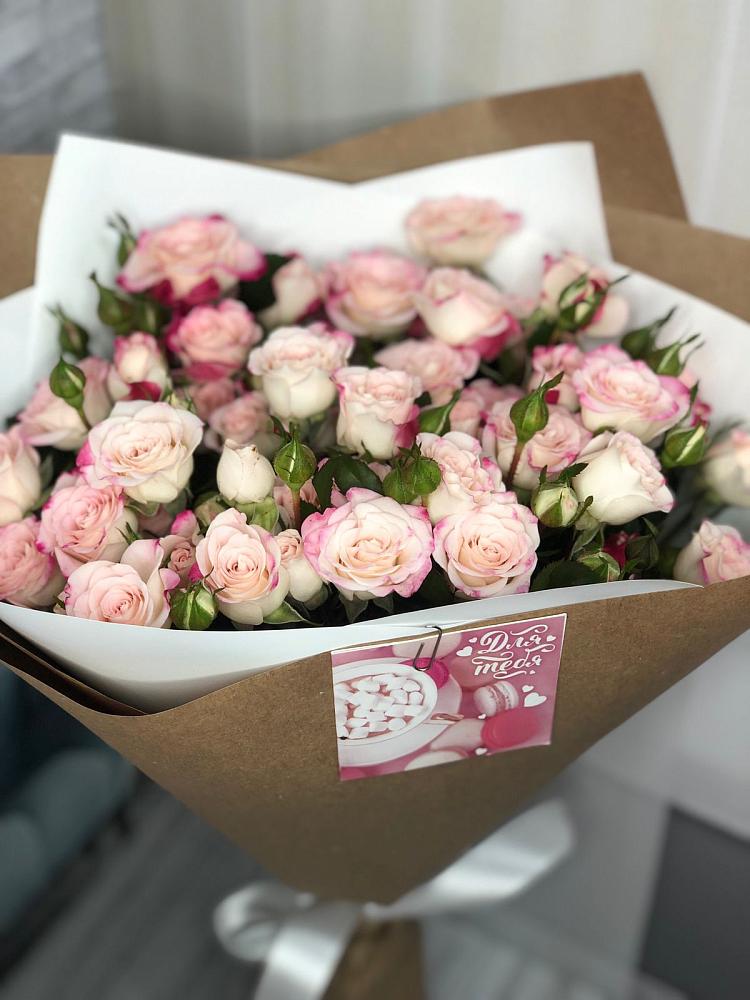 Букет цветов из: Розы в Дмитрове