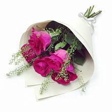 Букет цветов из:  Розы в Дмитрове