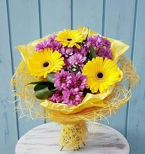 Букет цветов из:  Хризантемы и Герберы в Дмитрове