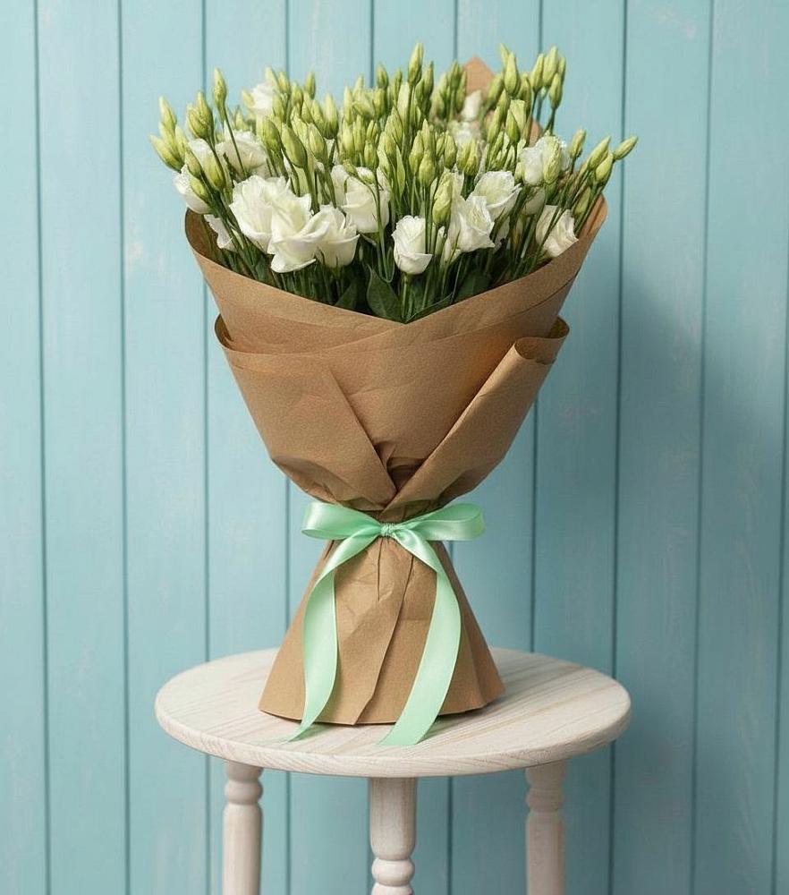 Букет цветов из: Лизиантусы в Дмитрове