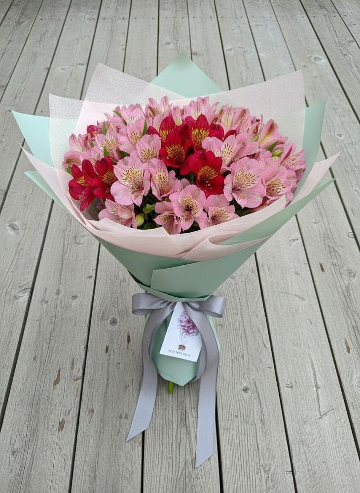 Букет цветов из: Альстромерии в Дмитрове