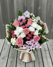 Букет цветов из:  Альстромерии, Гвоздики, Розы и Хризантемы в Дмитрове