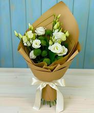 Букет цветов из:  Хризантемы и Лизиантусы #REPLACE_PRED# Дмитрове