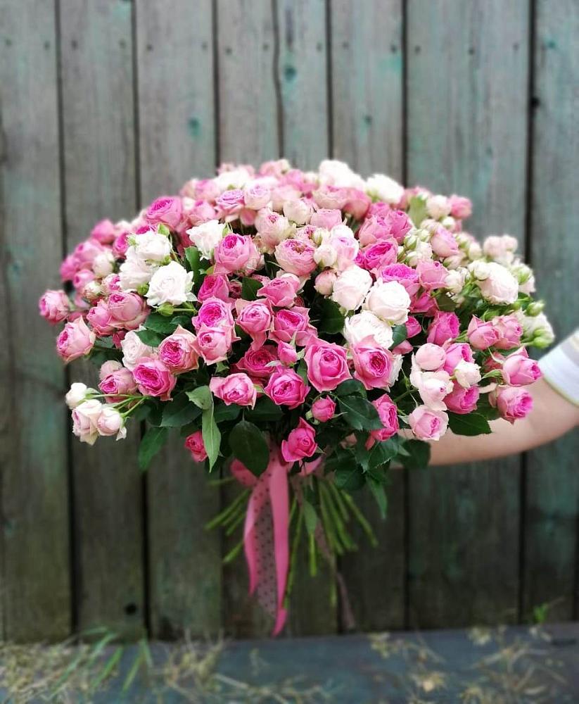 Букет Розовые кустовые розы Натали и Лав Лидия в Дмитрове