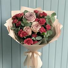 Букет цветов из:  Гвоздики и Розы в Дмитрове