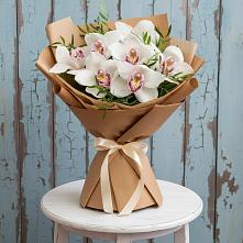 Букет цветов из:  Орхидеи и Розы в Дмитрове
